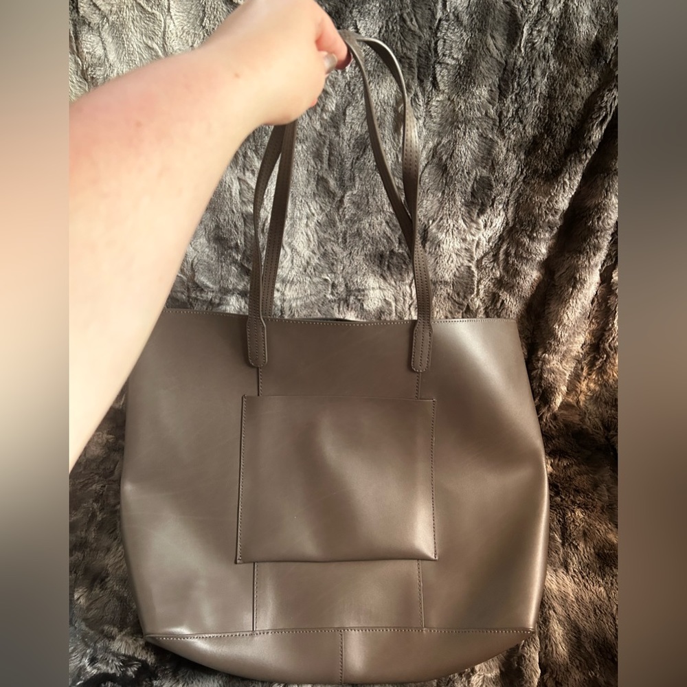 Dark grey tote bag
